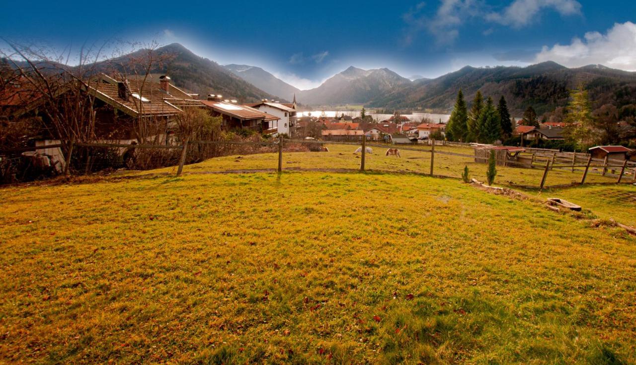 Kontaktlos - Ruhige Chalets mit Seeblick in zentraler Lage by stayFritz Schliersee Exterior foto